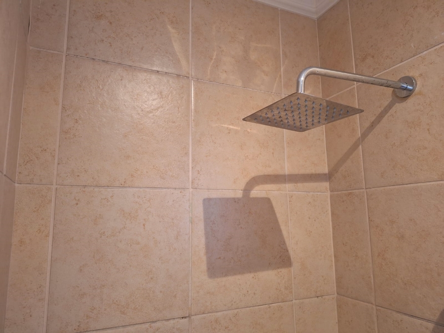 1 Bedroom Property for Sale in Hartenbos Central Western Cape